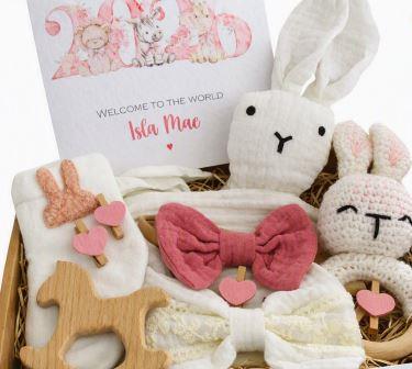 PersonalisedBabyGirlGiftHamperBunnyBows (3)